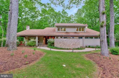1204 John Ross Ct, Crownsville, MD 21032