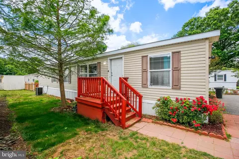 88 Patuxent Mobile Ests, Lothian, MD 20711