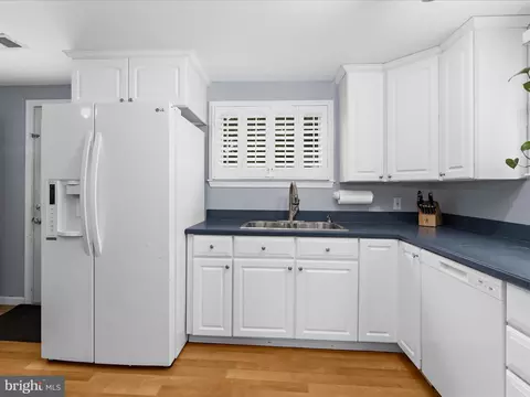 5521 Patrick Henry Dr, Baltimore, MD 21225 photo 6