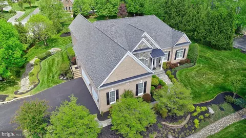 25 Hunting Ct, Edgewater, MD 21037 photo 3