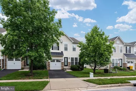 1716 Sunningdale Ln, Hanover, MD 21076