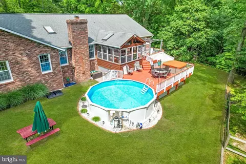 Exterior - 9180 Rolling Meadow Run, Pasadena, MD 21122 photo 14 of 34
