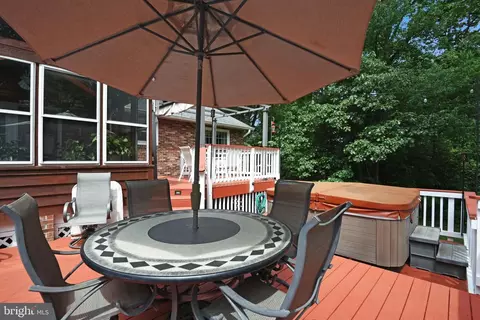 Exterior - 9180 Rolling Meadow Run, Pasadena, MD 21122 photo 31 of 34