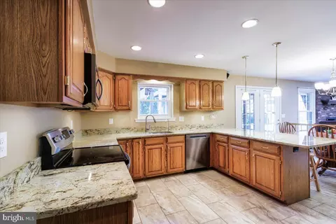 Kitchen - 9180 Rolling Meadow Run, Pasadena, MD 21122 photo 3 of 4