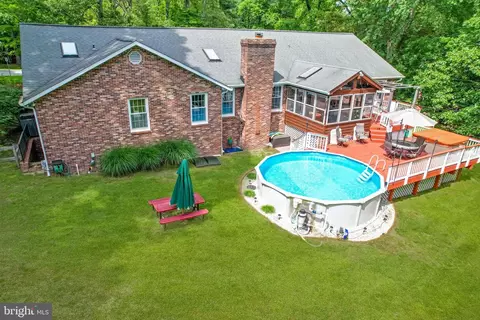 Exterior - 9180 Rolling Meadow Run, Pasadena, MD 21122 photo 13 of 34