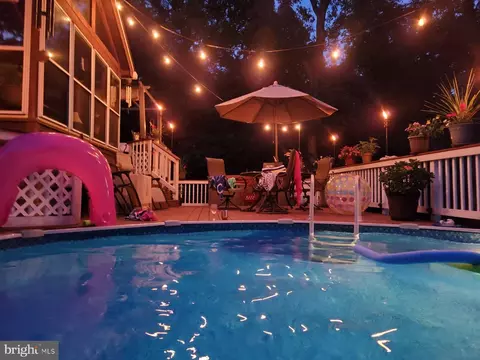 Exterior - 9180 Rolling Meadow Run, Pasadena, MD 21122 photo 6 of 34
