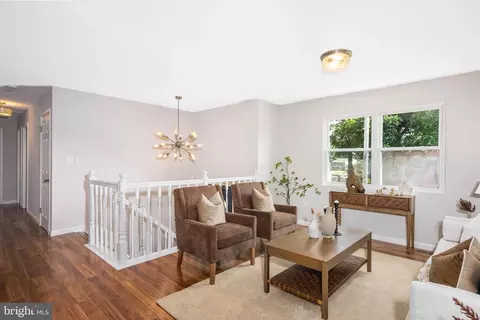 Living - 8545 Jenkins Rd, Pasadena, MD 21122 photo 1 of 3