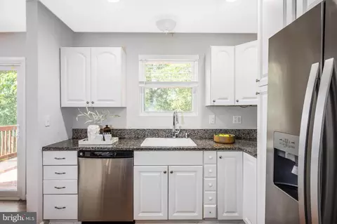 Kitchen - 8545 Jenkins Rd, Pasadena, MD 21122 photo 3 of 3