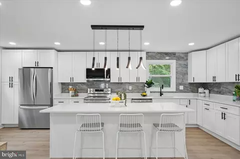 Kitchen - 8224 Old Mill Rd, Pasadena, MD 21122 photo 2 of 6