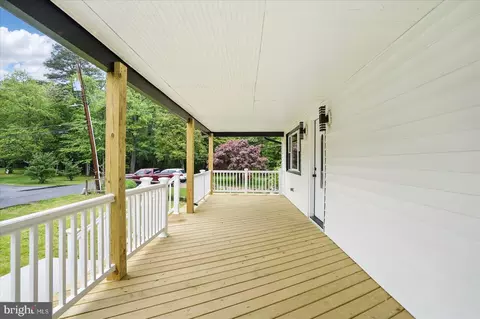 Exterior - 8224 Old Mill Rd, Pasadena, MD 21122 photo 5 of 9