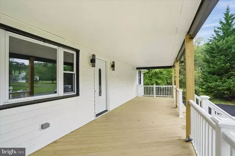 Exterior - 8224 Old Mill Rd, Pasadena, MD 21122 photo 4 of 9