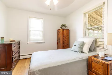 8422 Geneva Rd, Pasadena, MD 21122 photo 17