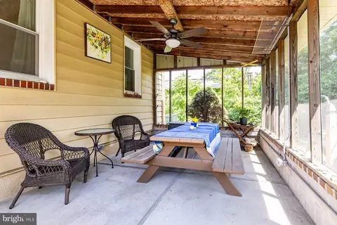 8422 Geneva Rd, Pasadena, MD 21122 photo 26