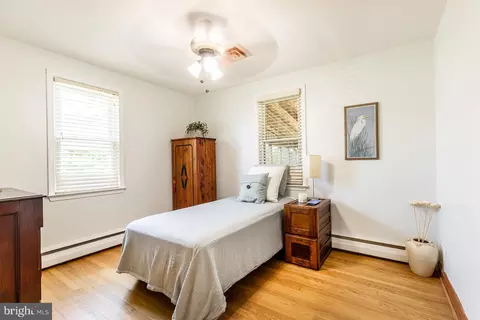 8422 Geneva Rd, Pasadena, MD 21122 photo 16