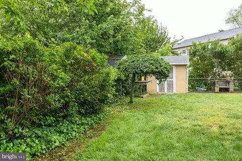 8422 Geneva Rd, Pasadena, MD 21122 photo 32