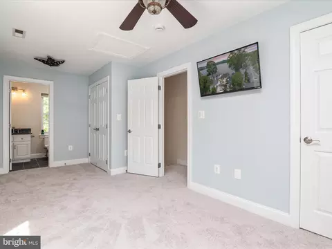 Bedroom - 23 Elm Rd, Riva, MD 21140 photo 2 of 6