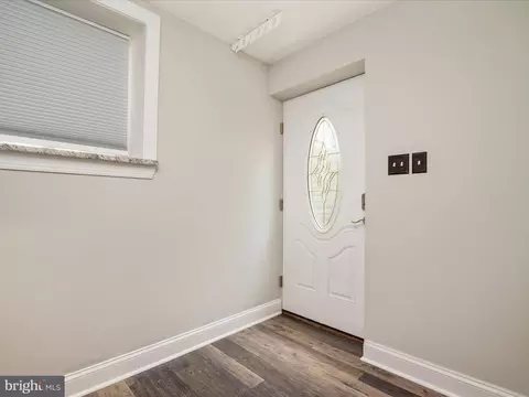 Entry Way - 23 Elm Rd, Riva, MD 21140 photo 7 of 7
