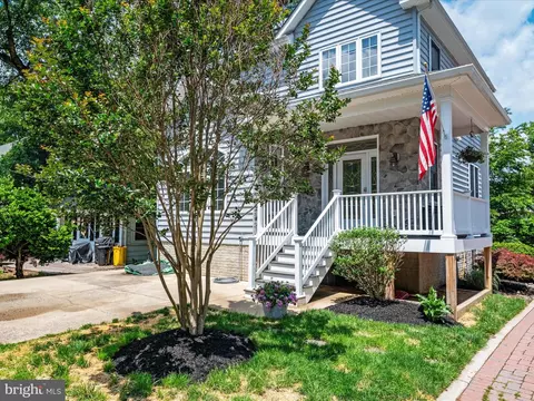 Exterior - 23 Elm Rd, Riva, MD 21140 photo 3 of 13