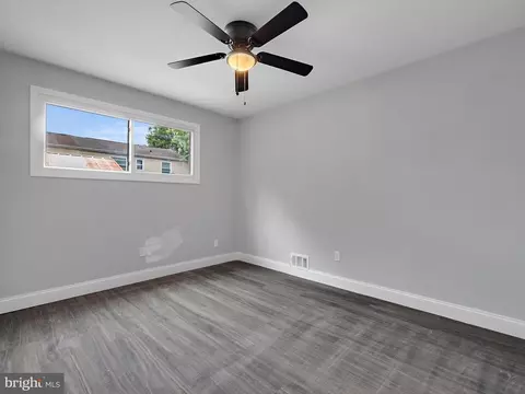 1079 Notley Ct, Pasadena, MD 21122 photo 25