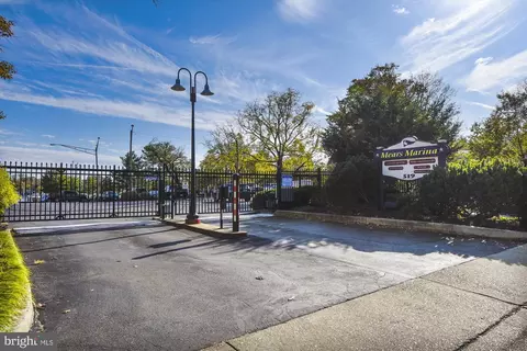Exterior - 541 Second St, Annapolis, MD 21403 photo 16 of 21