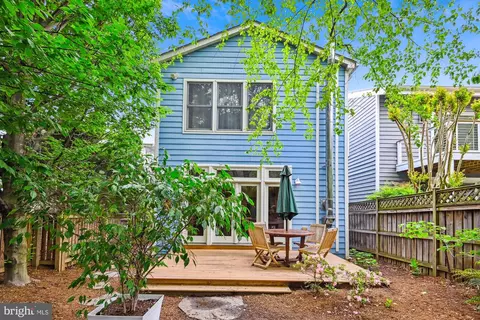 Exterior - 541 Second St, Annapolis, MD 21403 photo 8 of 21