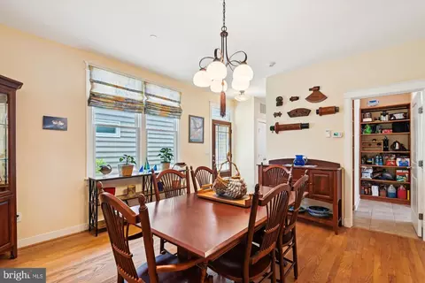 Dining - 541 Second St, Annapolis, MD 21403 photo 4 of 4