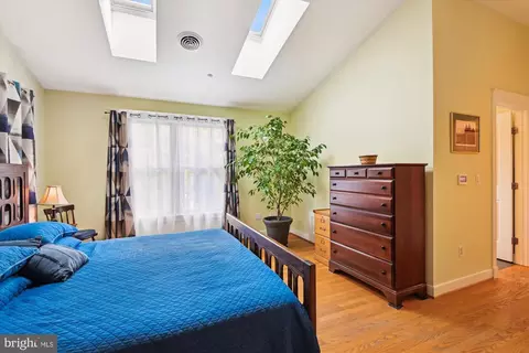 Bedroom - 541 Second St, Annapolis, MD 21403 photo 5 of 8