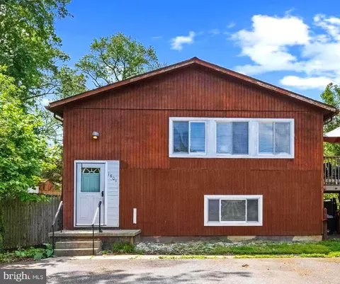 1801 Havre De Grace Dr, Edgewater, MD 21037