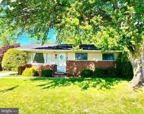 1806 Norfolk Rd, Glen Burnie, MD 21061
