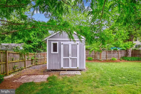 Exterior - 798 Windgate Dr, Annapolis, MD 21409 photo 9 of 21