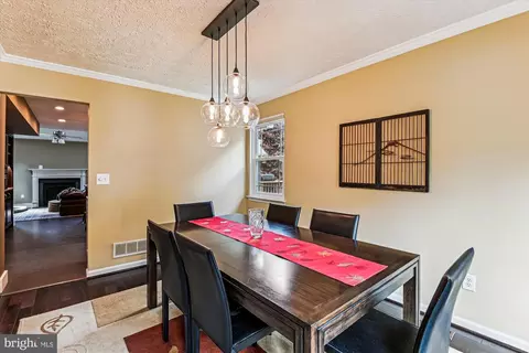 Dining - 798 Windgate Dr, Annapolis, MD 21409 photo 2 of 4