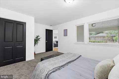 Bedroom - 624 Sutton Dr, Pasadena, MD 21122 photo 6 of 7