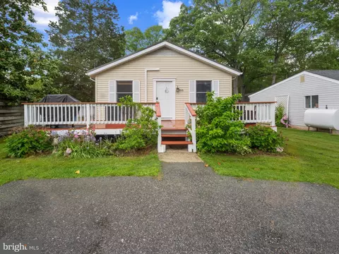 5616 Carroll St, Churchton, MD 20733