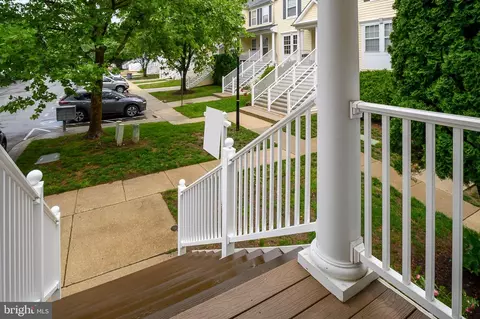 Exterior - 1636 Fallowfield Ct, Crofton, MD 21114 photo 2 of 10