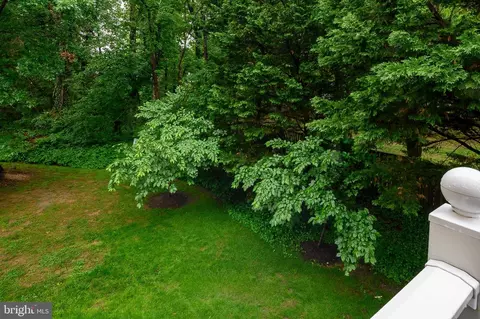 Exterior - 1636 Fallowfield Ct, Crofton, MD 21114 photo 5 of 10