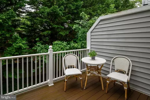 Exterior - 1636 Fallowfield Ct, Crofton, MD 21114 photo 3 of 10