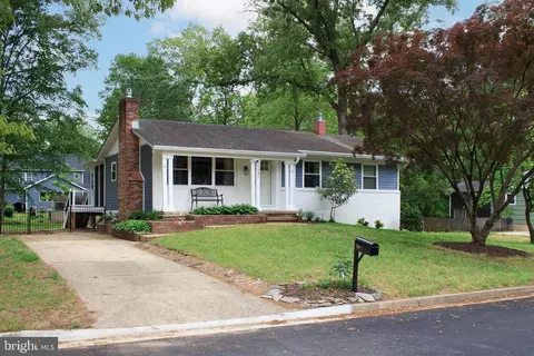 1531 Manor View Rd, Davidsonville, MD 21035