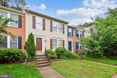 977 Chestnut Manor Ct, Curtis Bay, MD 21226