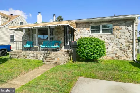 260 Carroll Rd, Pasadena, MD 21122