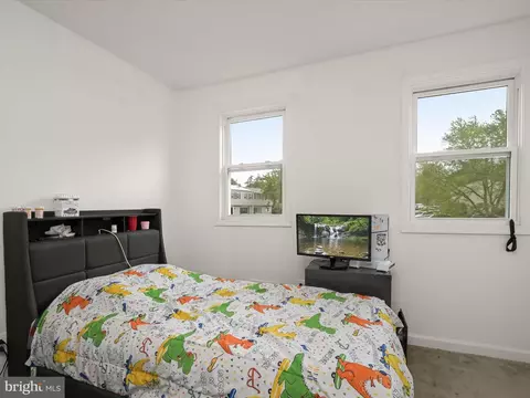 Bedroom - 7799 Fox Ct, Pasadena, MD 21122 photo 7 of 9