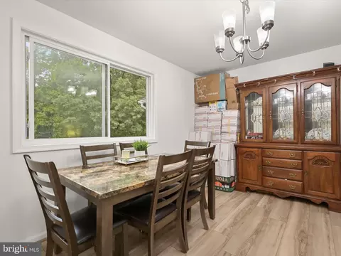 Dining - 7799 Fox Ct, Pasadena, MD 21122 photo 2 of 3