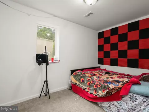 Bedroom - 7799 Fox Ct, Pasadena, MD 21122 photo 2 of 9