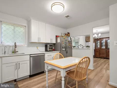 Kitchen - 7799 Fox Ct, Pasadena, MD 21122 photo 2 of 3
