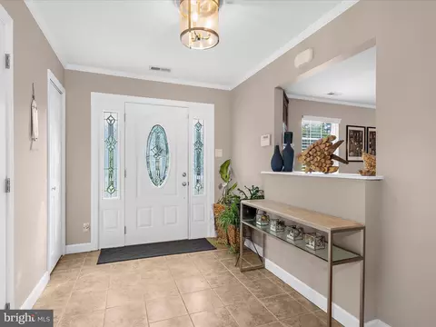 Entry Way - 2039 Choptank Ave, Pasadena, MD 21122 photo 1 of 1