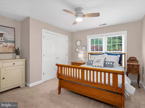Bedroom - 2039 Choptank Ave, Pasadena, MD 21122 photo 7 of 8