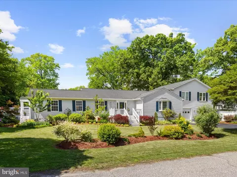 Exterior - 2039 Choptank Ave, Pasadena, MD 21122 photo 3 of 14