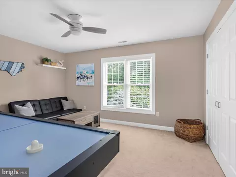 Bedroom - 2039 Choptank Ave, Pasadena, MD 21122 photo 8 of 8