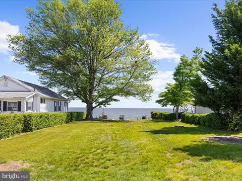 Exterior - 2039 Choptank Ave, Pasadena, MD 21122 photo 10 of 14