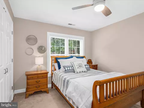 Bedroom - 2039 Choptank Ave, Pasadena, MD 21122 photo 6 of 8