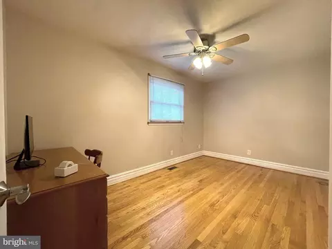 8408 Alvin Rd, Pasadena, MD 21122 photo 19